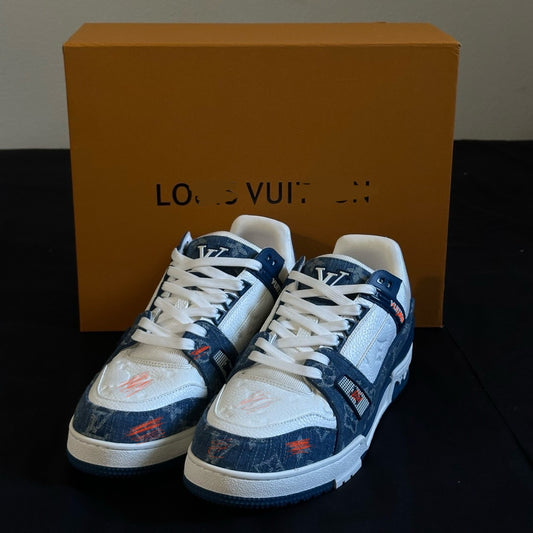L*V* - Blue&Wht